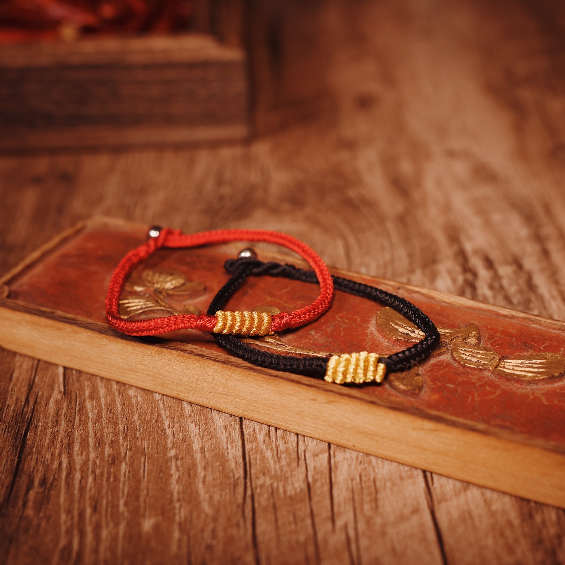 Eternal Lover's Knot Bracelet - Dual Energy Bonding Talisman for Relationship Stability - karmafu